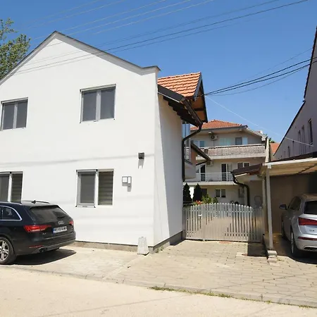 Apartment Zanes Kladovo